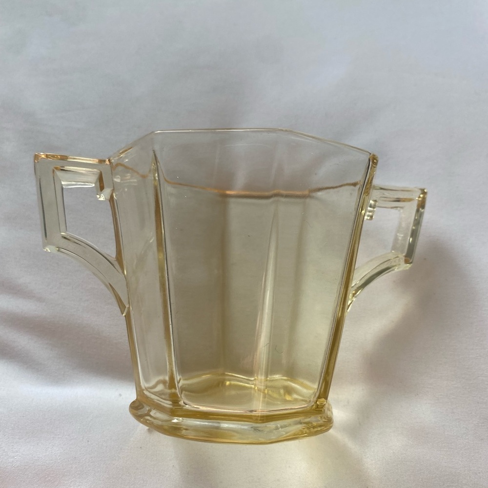 Vintage Heisey Glass Sugar Bowl with Dual Handles yellow Sahara glass